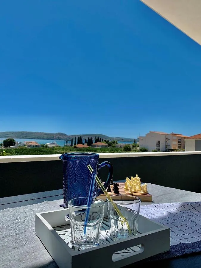 Blue Shell Trogir Apartment 0*,  Croatia