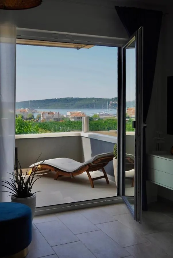Blue Shell Trogir Apartment