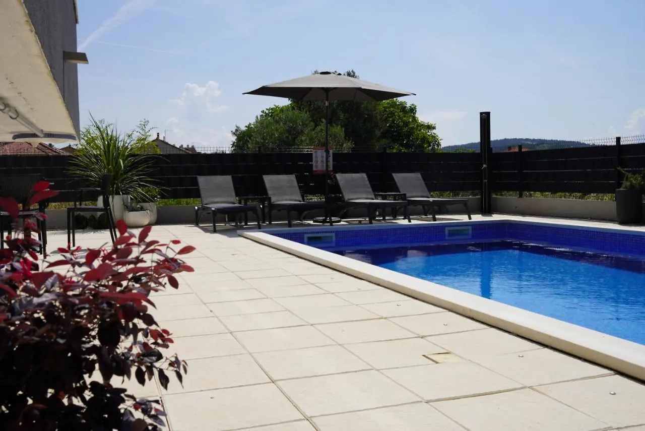Blue Shell Trogir Apartment Croatia