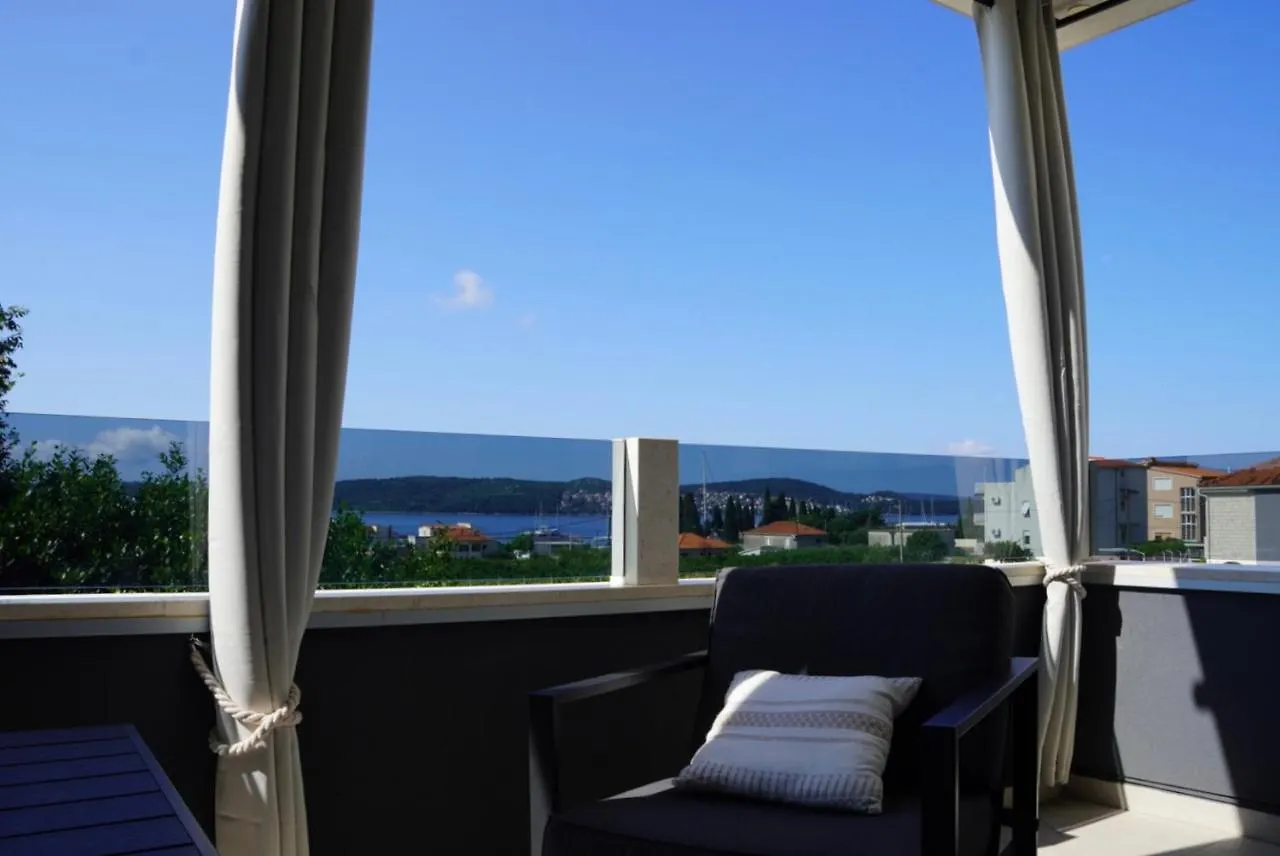 Blue Shell Trogir Apartment Croatia