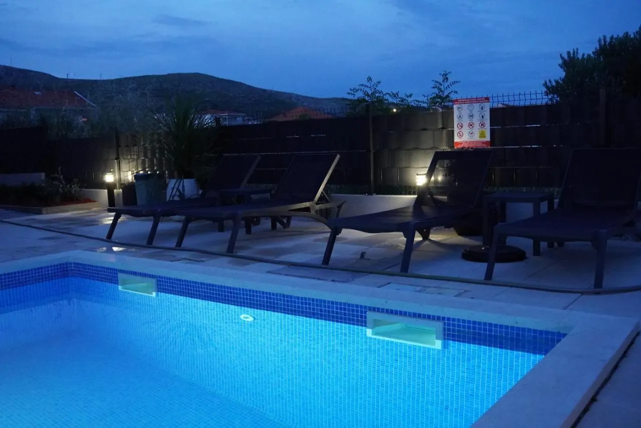 Blue Shell Trogir Apartment